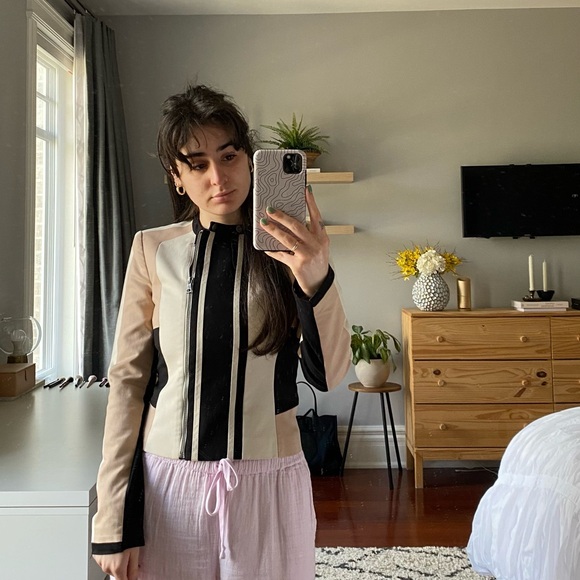 Bcbgmaxazria moto-style jacket, XS. Excellent condition - Picture 3 of 3